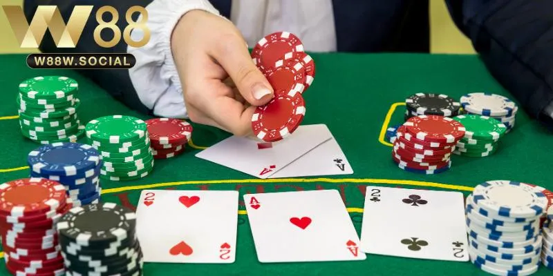 Luật Chơi Baccarat - Nguyên Tắc Cược Bài Đối Kháng Chi Tiết 2 Nguyên tắc về số lượng người chơi Baccarat